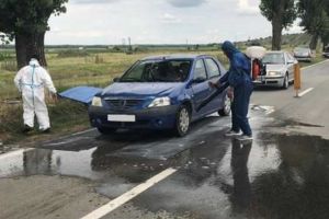 Filtre pe drumurile din judeţ, pentru prevenirea apariţiei pestei porcine, depistată deja în judeţul vecin
