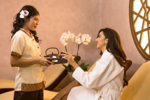 Masajul Hilot: descoperă o tehnică relaxantă şi curativă