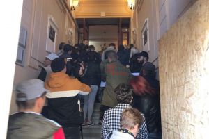 FOTO. Poliţia a luat primele măsuri în cazul indivizilor care au terorizat comunitatea din Solduba