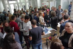 Bursa locurilor de muncă pentru absolvenţi, în patru localităţi din judeţ