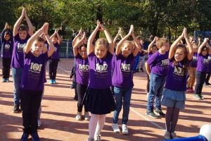 Sport în parc: Elevii de la „Oltea Doamna” au ocupat Parcul Brătianu (FOTO)