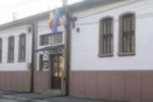 Se scufundă! Meridian 22 are datorii record şi va rămâne fără autorizaţie de gospodărire a apelor şi licenţă de funcţionare