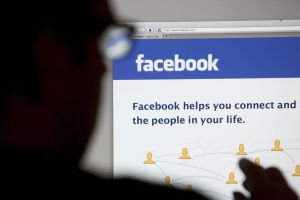 Facebook a căzut în această dimineaţă. Ce probleme au raportat utilizatorii