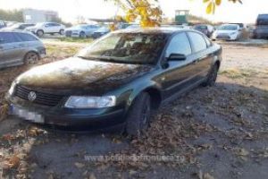 Autoturism Volkswagen Passat cautat de nemti, oprit in vama Petea