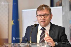 Bilanţ la Ministerul Muncii: România are aproximativ 7 milioane de angajaţi şi 4,9 milioane pensionari