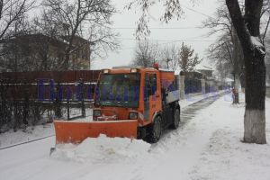 Urban Serv va salubriza şi deszăpezi, în continuare, municipiul Botoşani