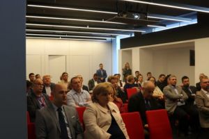 FOTO: AZOMUREȘ, lecţie integrată despre fertilizanţi