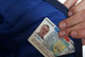 FOTO! A vrut să ajungă în Franţa cu o carte de identitate falsă, pe care a dat 200 euro