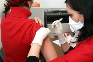 Suceava a primit peste 17.300 de doze de vaccin antigripal pentru imunizarea persoanelor din ...