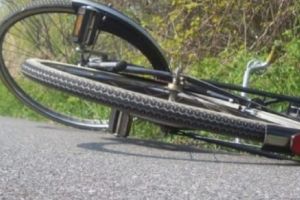 Titu: Biciclist accidentat