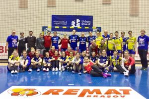 Handbalistele Coronei au plecat în Spania pentru returul cu Super Amara Bera Bera