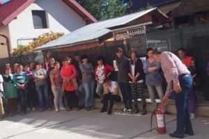 Simulare de incendiu la o fabrică de confecţii