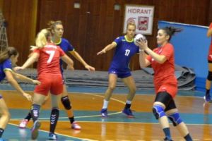 Handbalistele, favorite la startul în primul retur