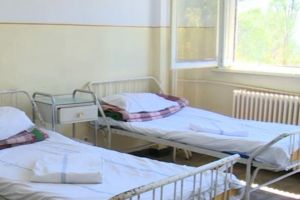 O tânără de 21 de ani a murit în urma unei cezariene. Familia cere anchetă