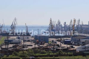 O firma din judetul Hunedoara va livra stalpi de iluminat stradal pentru CN APM Constanta (document) 