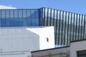 Baroul Dolj: Conferinţa de Drept al Afacerilor cu tema „Impactul economic al creanţelor băneşti şi al dobânzilor. Rolul creditorilor financiari în redistribuirea averilor”