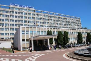 Sucevean arestat pentru contrabandă, păzit în Spitalul Judeţean, după ce medicii nu au ...