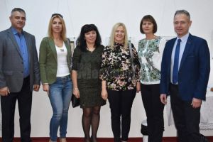 Specialişti din domeniul fizioterapiei din România, Polonia şi Republica Moldova, reuniţi ...