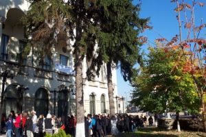 Peste 1600 de locuri de munca pentru absolventi, disponibile la Brasov