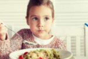 Campania „O floare de colţ pentru un prânz cald” te invită la o faptă bună! Spune DA!