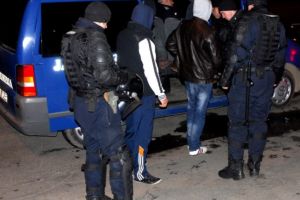 Bătaie într-un bar din Botoşani. Jandarmii au intervenit de urgenţă