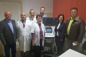 FOTO. Spitalul de Boli Cronice Câmpeni a fost dotat cu unul dintre cele mai PERFORMANTE aparate ecograf