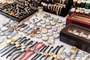 Târg de artă şi antichităţi, ateliere creative pentru copii, la Shopping City Suceava