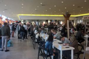 Salarii de 3.000 de lei, chiar şi pentru muncă necalificată, oferite la Bursa locurilor de muncă