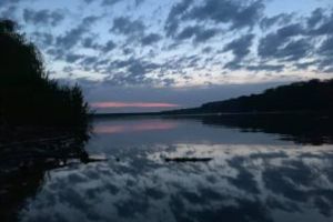 Fotografia zilei: Dimineata privita in oglinda Somesului, Maramures