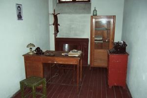 Experţi polonezi, invitaţi în Ucraina să caute rămăşiţele victimelor NKVD