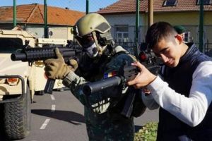 ”Ziua Armatei României în Şcoli”, la Târgu-Mureş