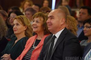 Centenar „Oltea Doamna”: Ana Blandiana a lansat un premiu pentru cel mai bun elev, iar Bolojan l-a descoperit pe Birta la 
