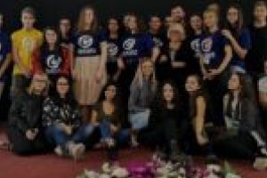 Mirabela Dauer – concert extraordinar pe scena Casei de Cultură Moldova Nouă