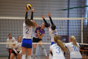 Pas cu dreptul în noul sezon pentru voleibaliste: CSU Oradea – Politehnica Timişoara 3-1 (FOTO)