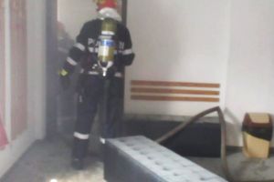 Incendiu în sauna unei săli de sport de pe Bd. Cetăţii. Peste 30 de oameni evacuaţi