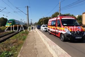 INFOTRAFIC: Accident grav in judetul Dambovita. Autoturism acrosat de tren. Doua persoane au murit 