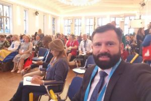 30 de ani de la semnarea Convenţiei internaţionale privind drepturile copiilor. Braşovul – sigurul din România prezent la summit-ul UNICEF