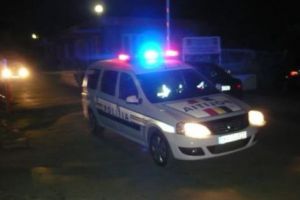 Urmăriţi cu focuri de armă, suspecţii au fugit ca iepurii