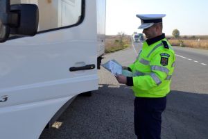 Politia Romana, actiuni in gari, aerogari si pe rute feroviare si navale. 19 persoane, salvate de la sinucidere