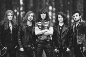 Kempes aşteaptă timişorenii la un concert incendiar