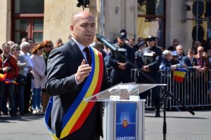 Sfântu’ Ilie, Jolly Joker?