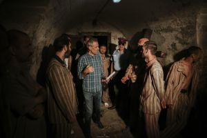 ”Între chin şi amin”, la Cinematograful ”Csíki Mozi” din Miercurea Ciuc