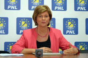 Deputatul PNL de Bihor Florica Cherecheş ar putea fi numit ministru al Educaţiei