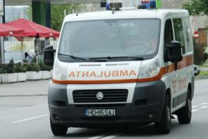 Femeie rănită grav într-un accident rutier