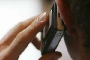 Țeapa apelurile telefonice ratate din străinătate. Cum poţi fi păcălit să plăteşti 60 de euro la fiecare minut
