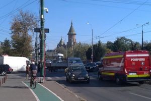 O persoană la spital în urma unui accident, în centrul Timişoarei