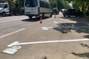 Parking scoate la licitaţie 4 locuri de parcare pe strada Longinescu