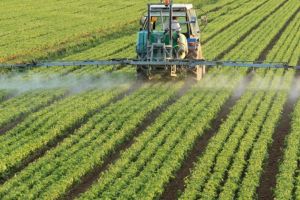 Bihorenii, chemaţi să dezbată problema poluării cu nitraţi