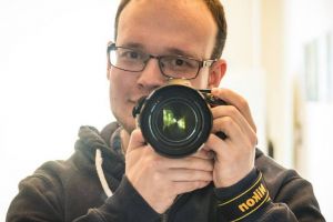 Turistul ungar rătăcit în Padiş, de negăsit. Salvatorii au bătut la pas sute de hectare, dar au depistat doar rucsacul şi aparatul foto al tânărului