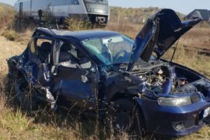 Loviţi de tren, au scăpat cu viaţă!